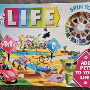 Hasbro The Game of Life - Vibrant Multicolor Edition